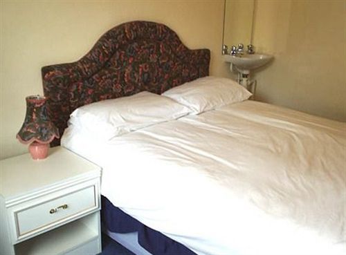 Ely Guest House Exterior foto